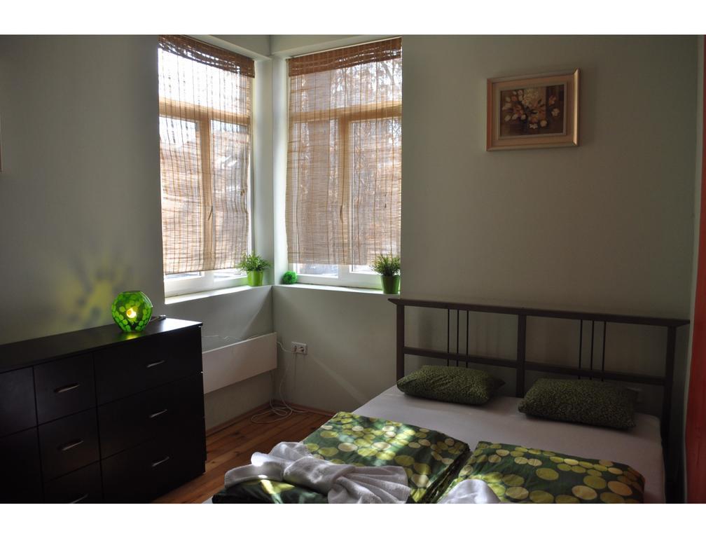 Elegance On A Budget - Rooms For Rent In Sofia Center Εξωτερικό φωτογραφία